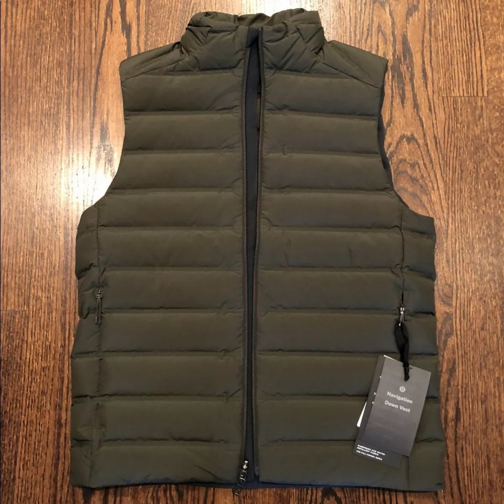 Lululemon Mens Navigation Stretch Down Vest Small